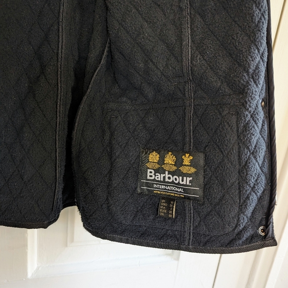 Barbour International Quilted Jacket Black Size 6 - Picture 7 of 9